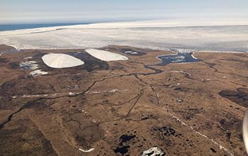 Small Arctic coastal waterbodies, with big carbon release